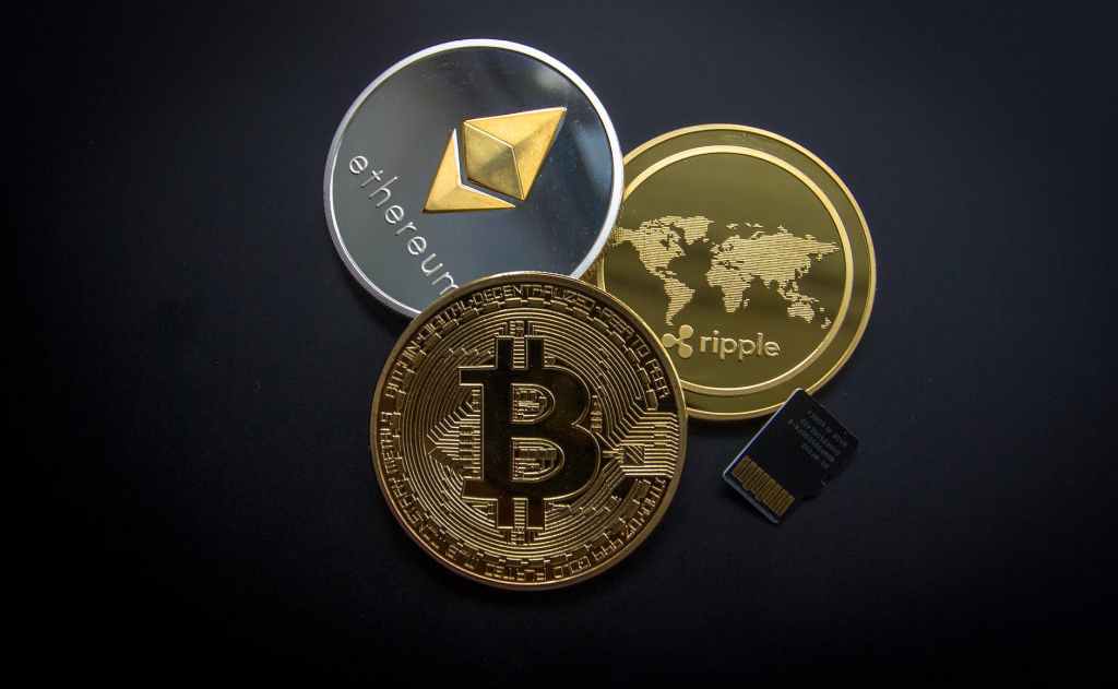 Is Cryptocurrency Safe Investment ? Exploring the World of Cryptocurrencies.